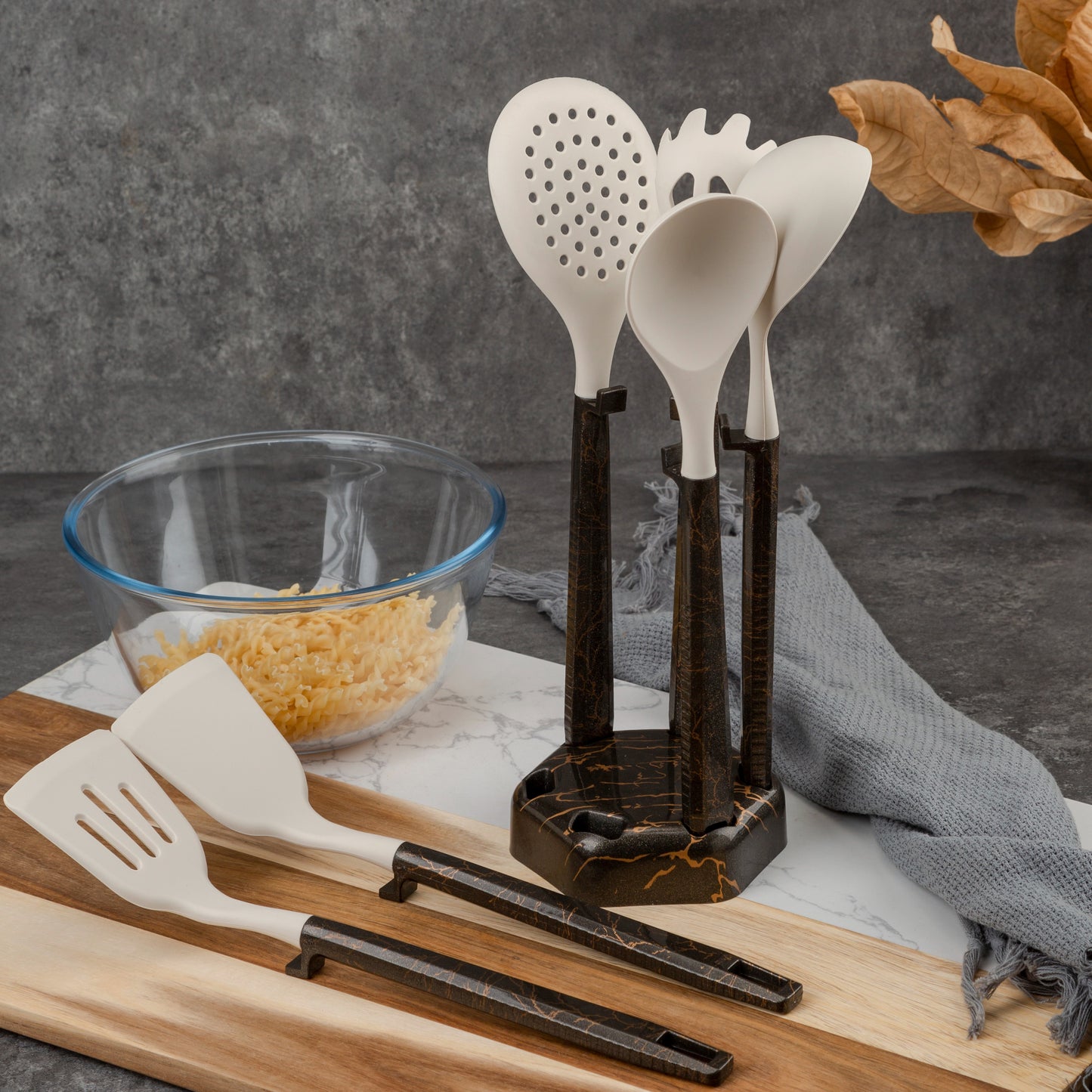 7-Piece Silicone Spatula Set Kitchen Cooking Tools Including Soup Spoon and Ladle Convenient Kitchenware